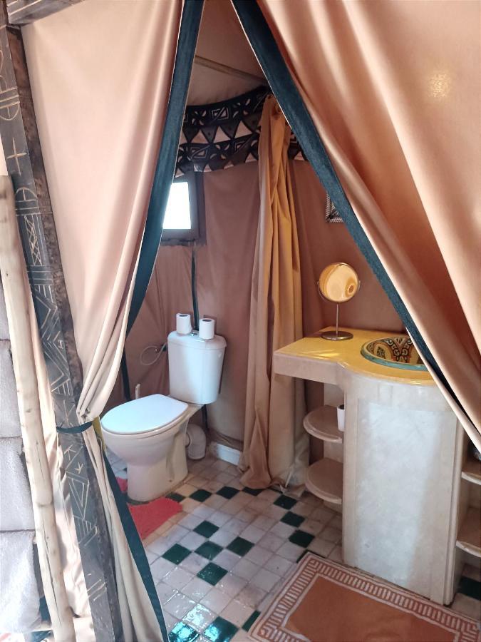 Отель Merzouga Luxury Tented Camp Экстерьер фото