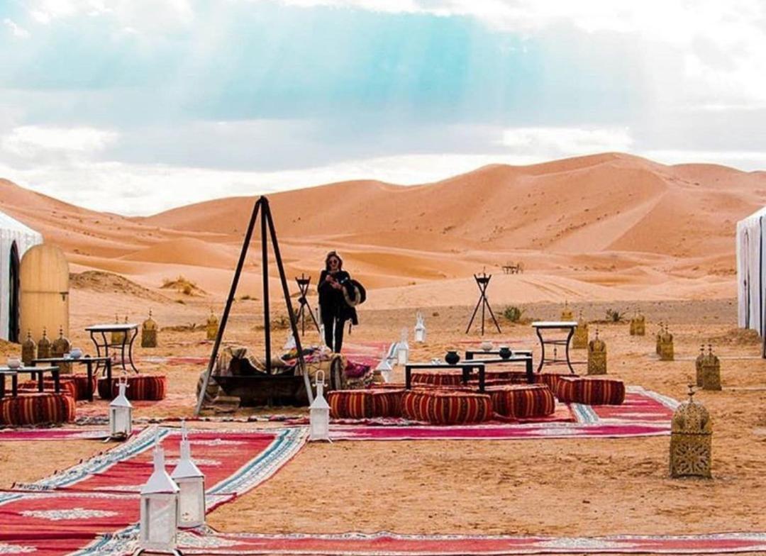 Отель Merzouga Luxury Tented Camp Экстерьер фото