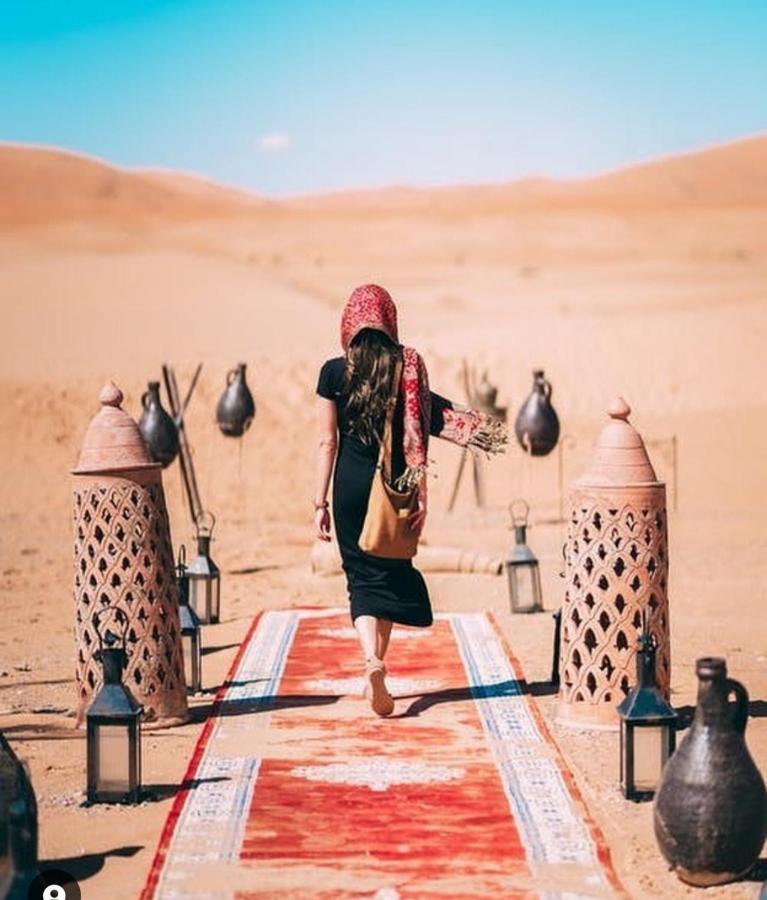 Отель Merzouga Luxury Tented Camp Экстерьер фото