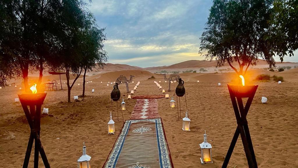Отель Merzouga Luxury Tented Camp Экстерьер фото